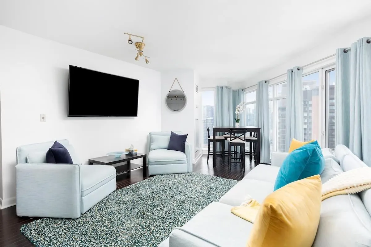 Stunning Condo Beside Yonge Dundas Sq Parking Toronto 0*,